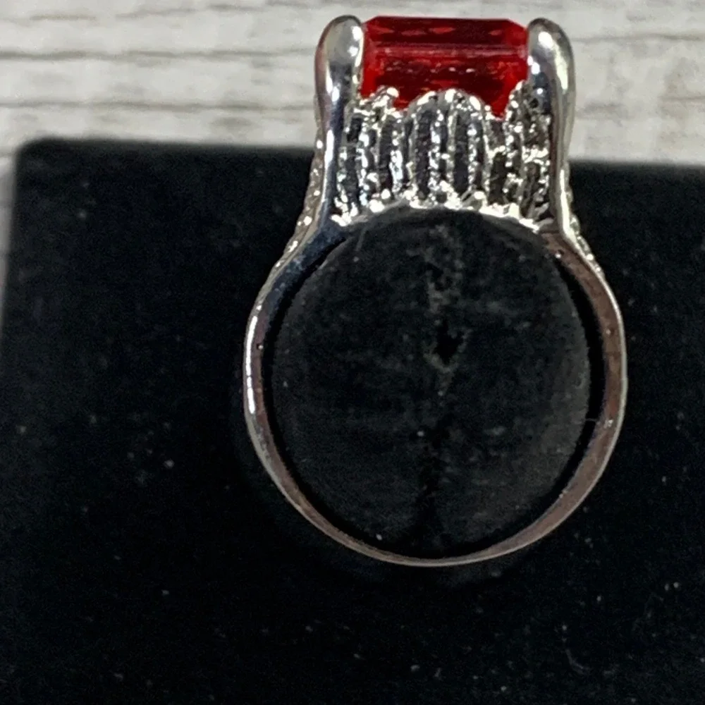 Silver Tone Red Emerald Cut Faux Stone Textured Cocktail Statement Ring Size 6.5